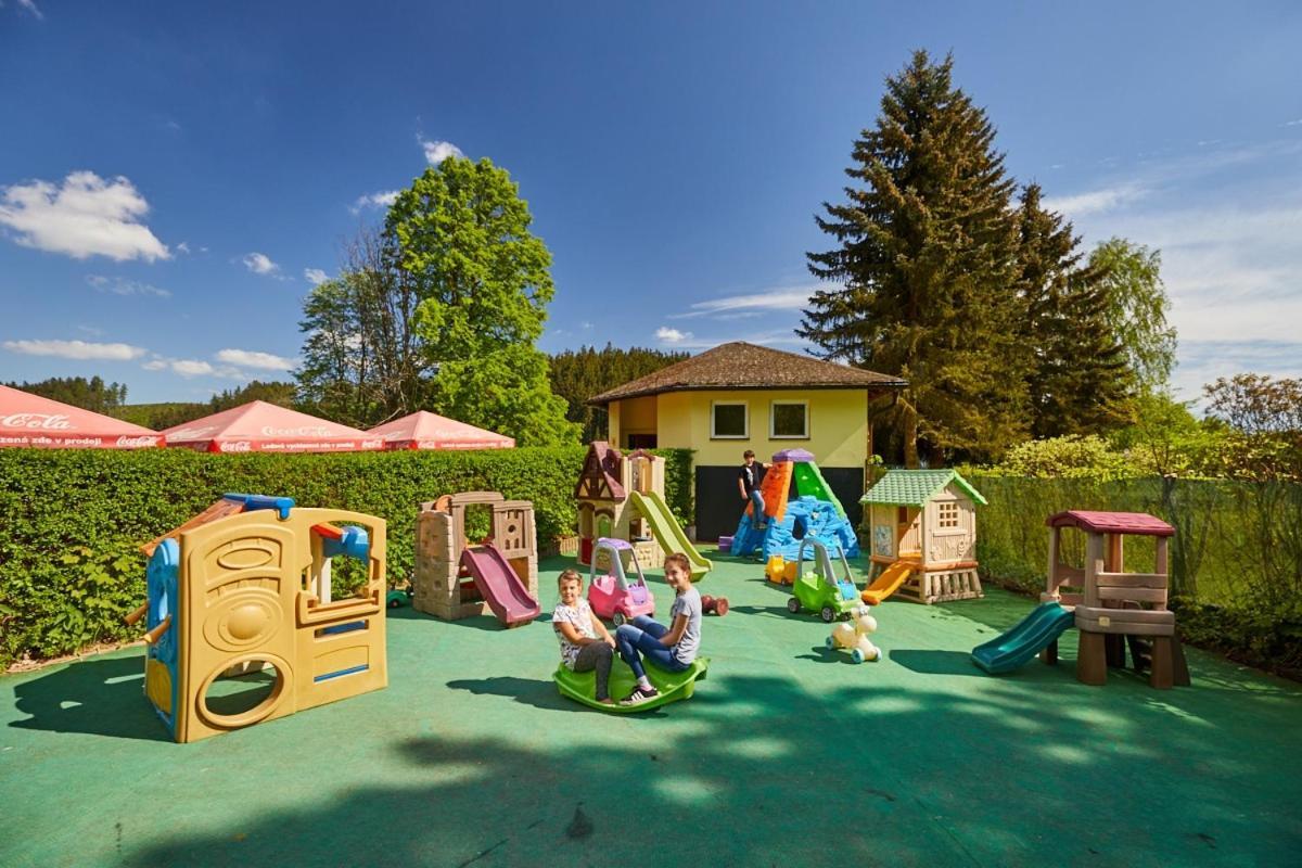 Hotel CAMP Dolce Trutnov Zewnętrze zdjęcie